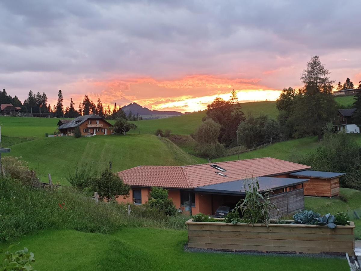 Gantrisch Lodge Ruschegg Bagian luar foto
